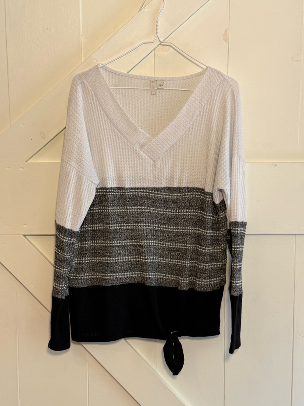 C’est 1946 Large Color Block Plaid Knit V-Neck Tie Front Top Waffle Knit